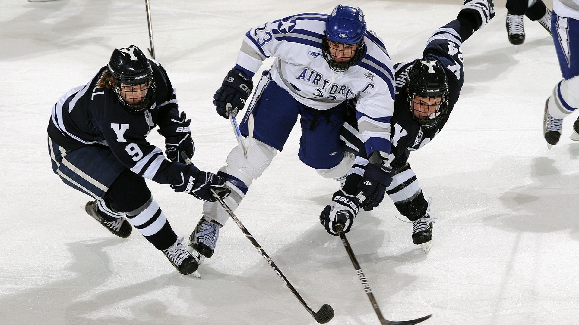 骑士前锋表示目标是帮助球队稳定输出，骑士队小前锋